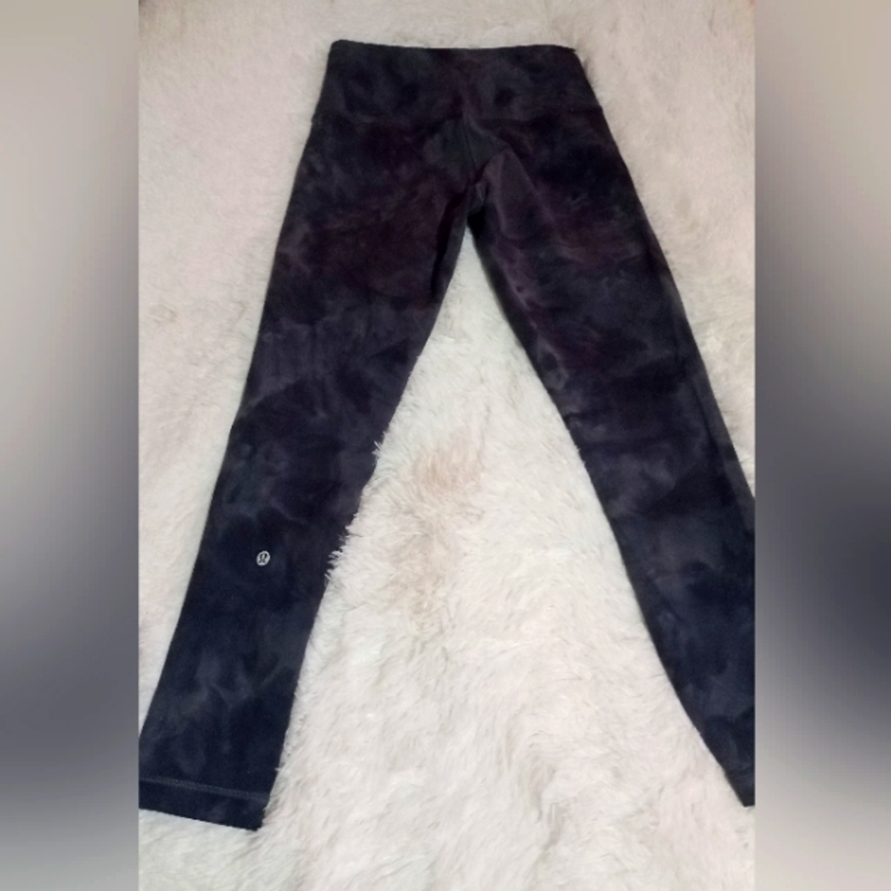 Lululemon Align HR 25"